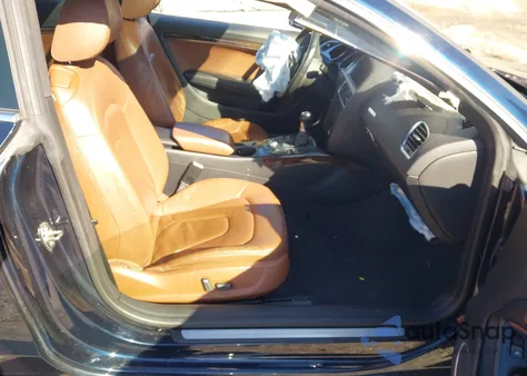 2009 Audi A5 3.2L from USA, damaged, VIN WAUDK78T49A000722